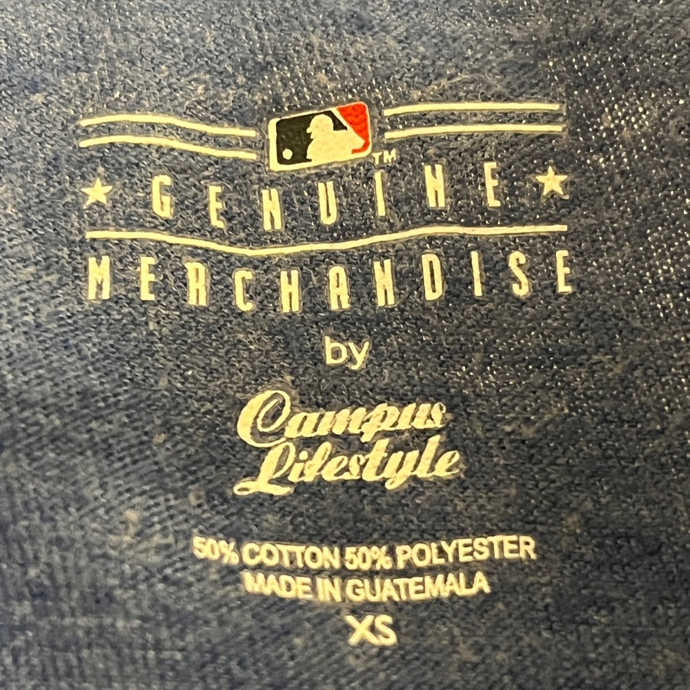 MLB Chicago Cubs Blue V-Neck T-Shirt - Picture 2 of 4